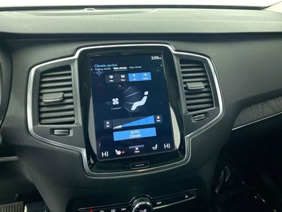 2020 Volvo XC90 T6 Momentum