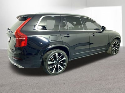 2020 Volvo XC90 T6 Momentum