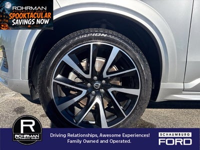 2021 Volvo XC90 T6 Momentum